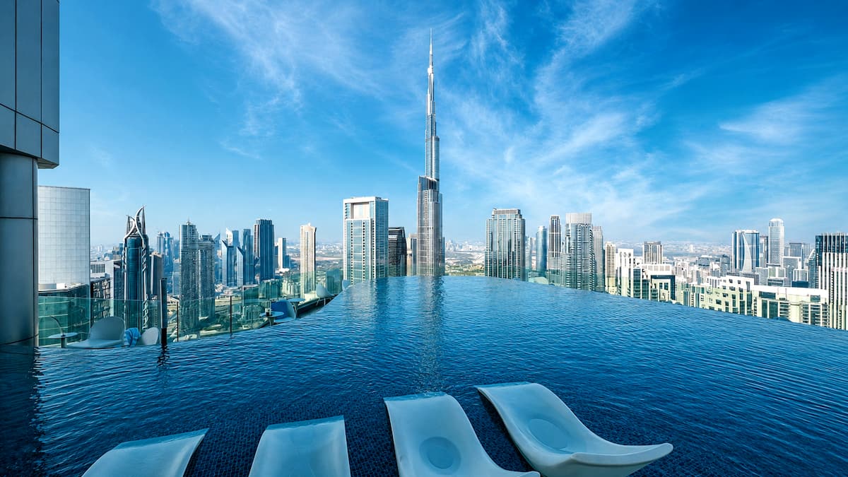 Burj View & Infinity Pool | 7 min to Dubai Mall
