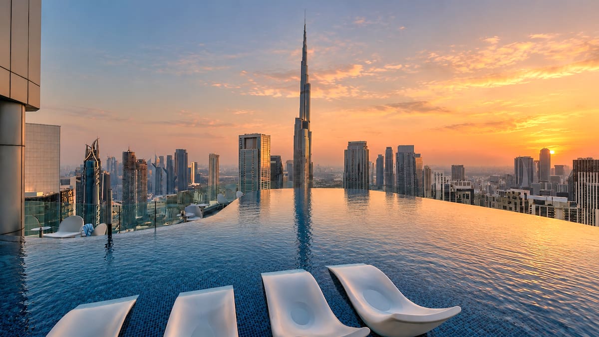 Burj View & Infinity Pool | 7 min to Dubai Mall