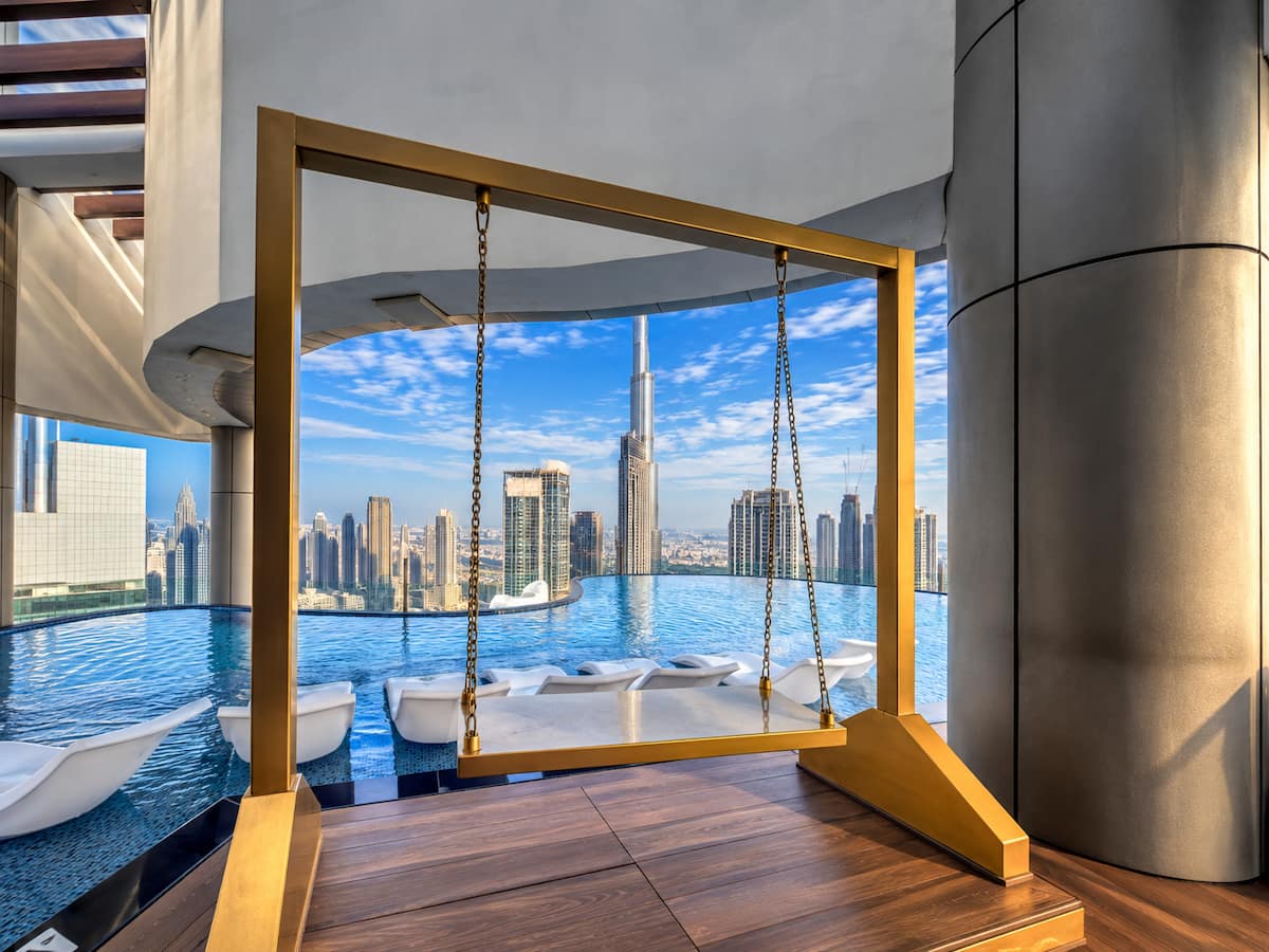 Burj View & Infinity Pool | 7 min to Dubai Mall